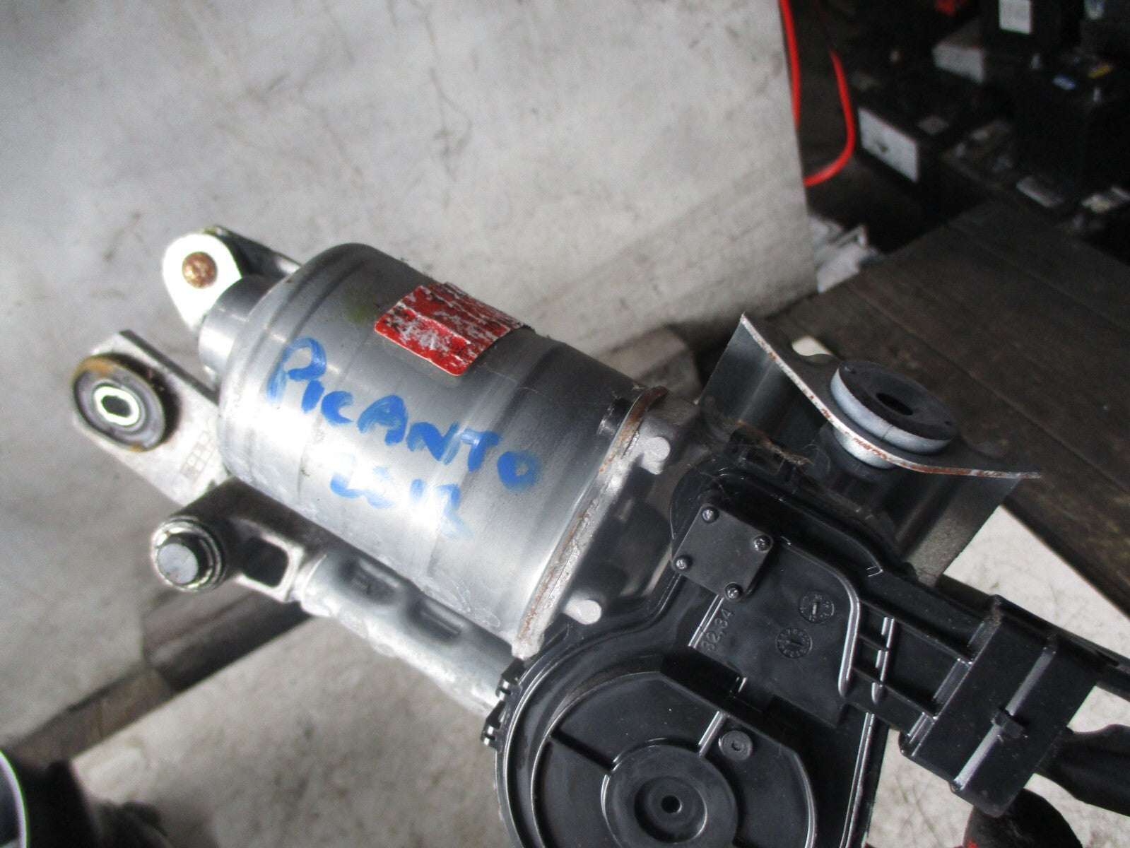 KIA PICANTO MK3 2018 FRONT WIPER MOTOR LINKAGES