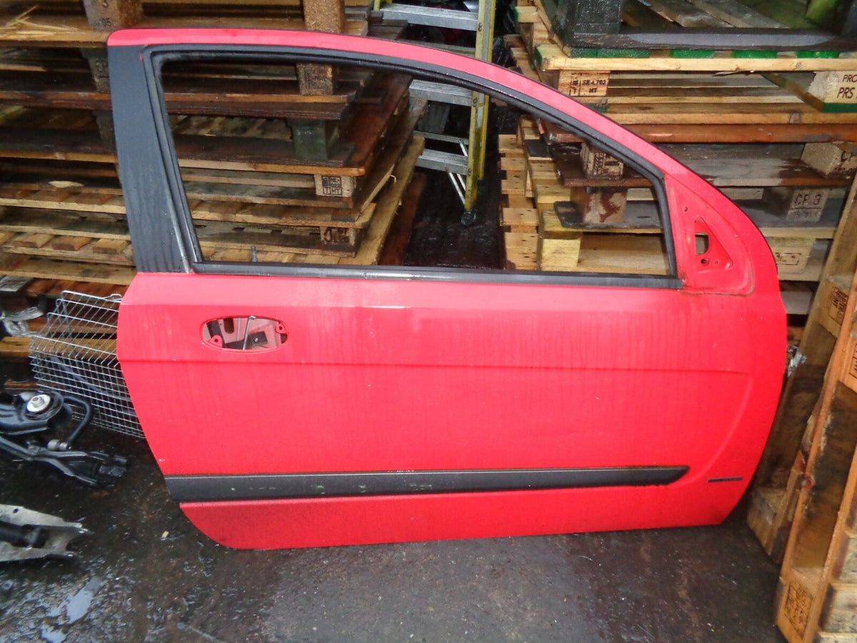 HONDA CIVIC 2004 3 DOOR MK7 OS DRIVER SIDE DOOR RED