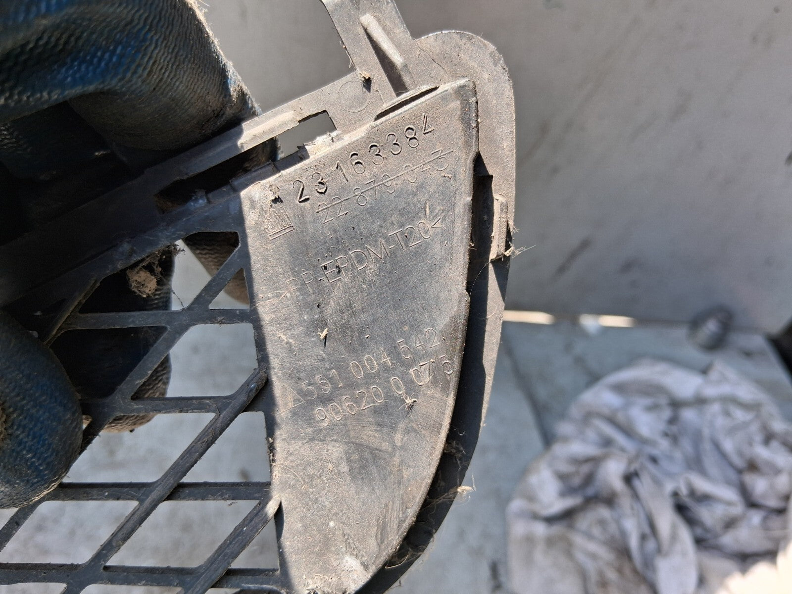 2015 VAUXHALL INSIGNIA MK1 FRONT BUMPER LOWER GRILLE GRILL 23163384