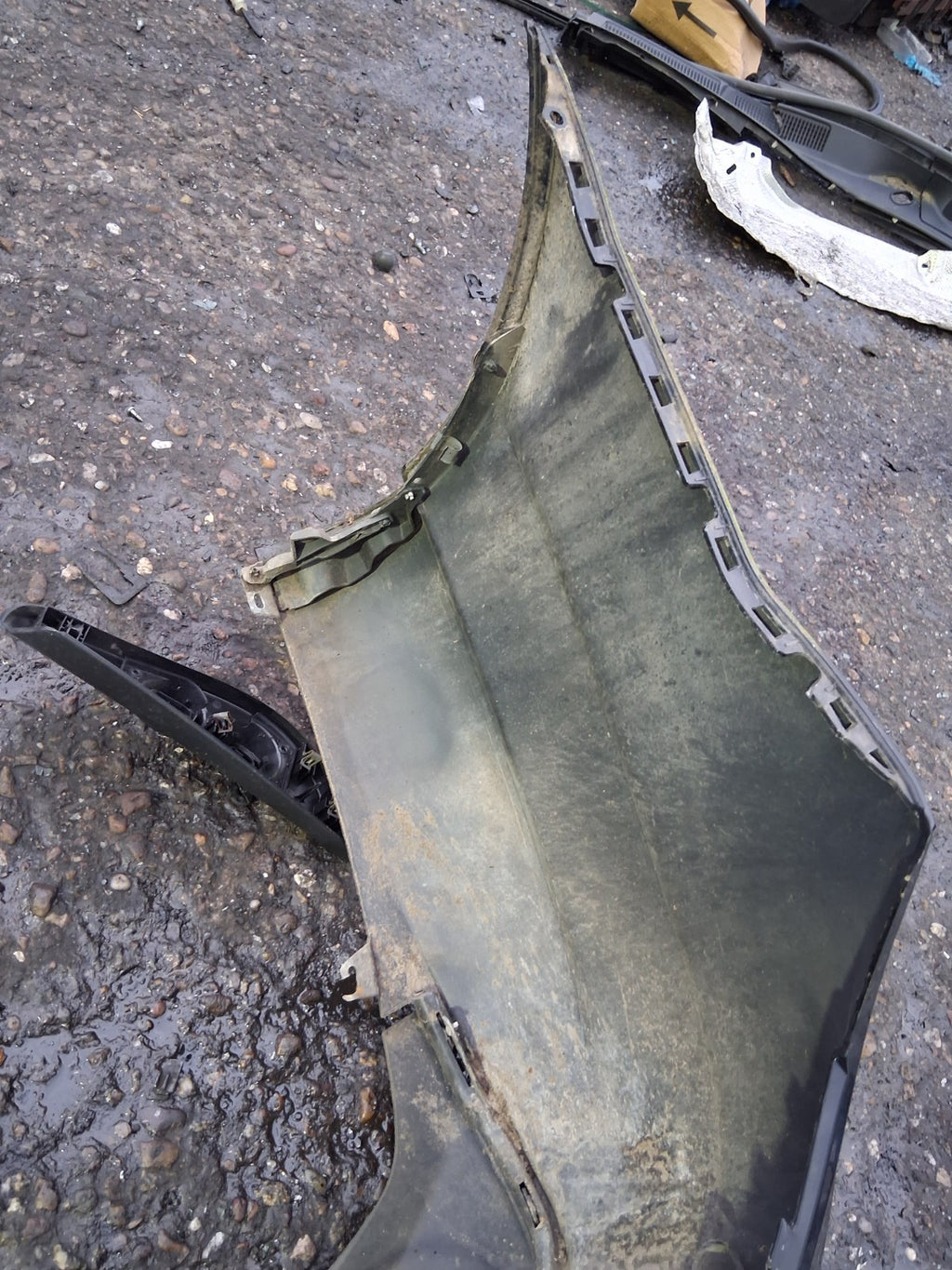 2015 MERCEDES W204 C CLASS COMPLETE REAR BUMPER BLACK