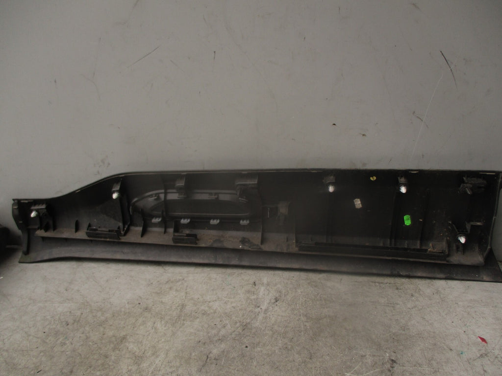 2018 KIA STONIC OSF DRIVER SIDE FRONT RIGHT DOOR MOULDING TRIM 9830659180