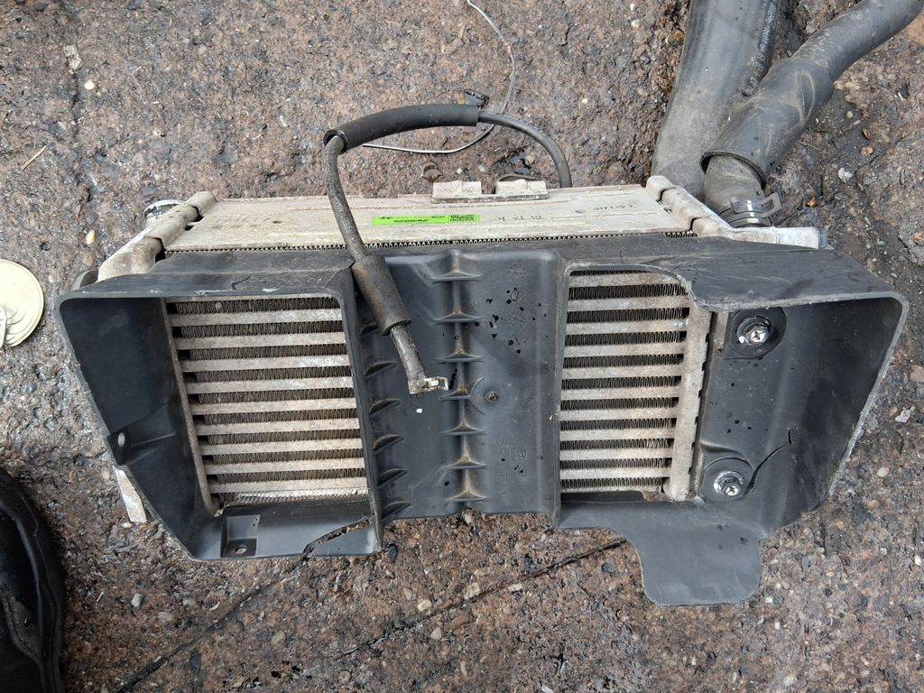 2018 KIA STONIC 1.0 PETROL INTERCOOLER RADIATOR 2827004610