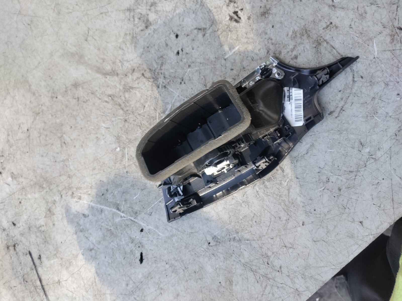 VAUXHALL CORSA E 2015 OS DRIVER SIDE AIR VENT 13384932
