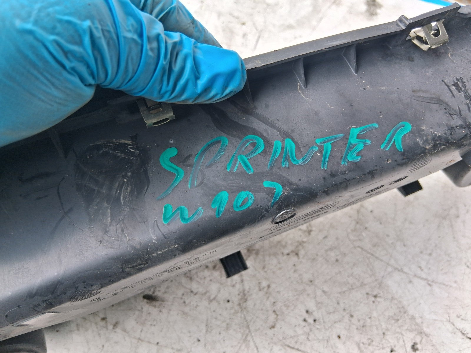 2021 MERCEDES SPRINTER W907 NSF PASSENGER SIDE DASH STORAGE TRIM A9106803300