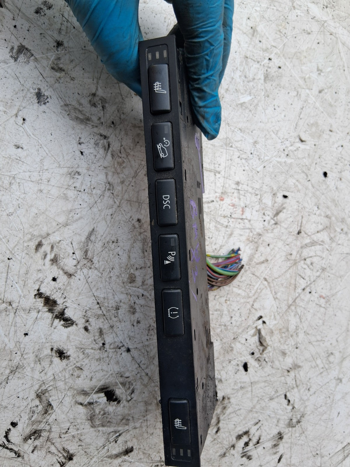 2004 BMW X3 E83 FRONT DASH SEAT HEATING CONTROL SWITCH SWITCHES 03742515
