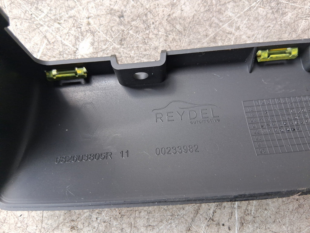 2023 RENAULT MASTER MK3 RADIO CD PLAYER HAZARD BUTTON TRIM COVER 283E81404R