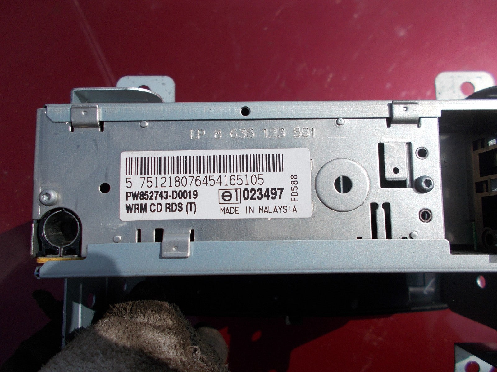 PROTON GENERATION 2 CD PLAYER RADIO STEREO PW852743-D0019