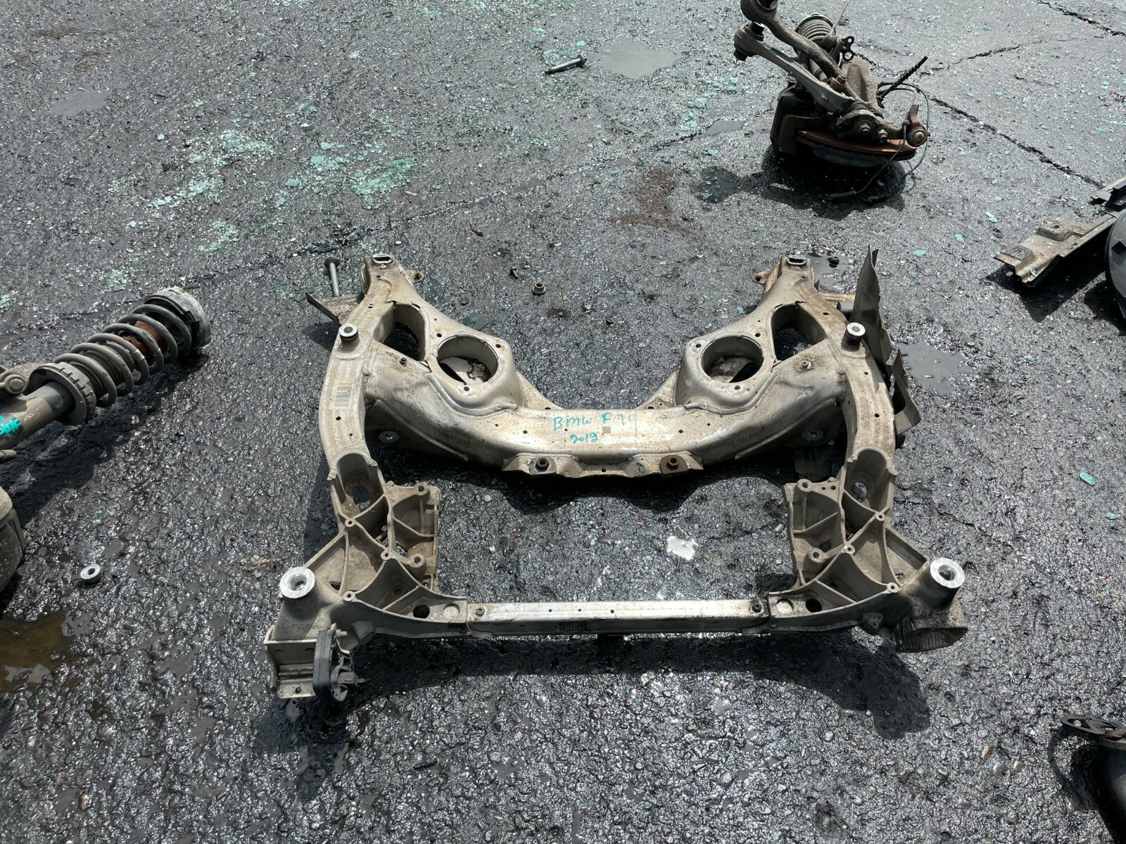 2012 BMW 5 SERIES F10 2.0 DIESEL 520D FRONT SUB FRAME SUBFRAME CRADLE AXLE