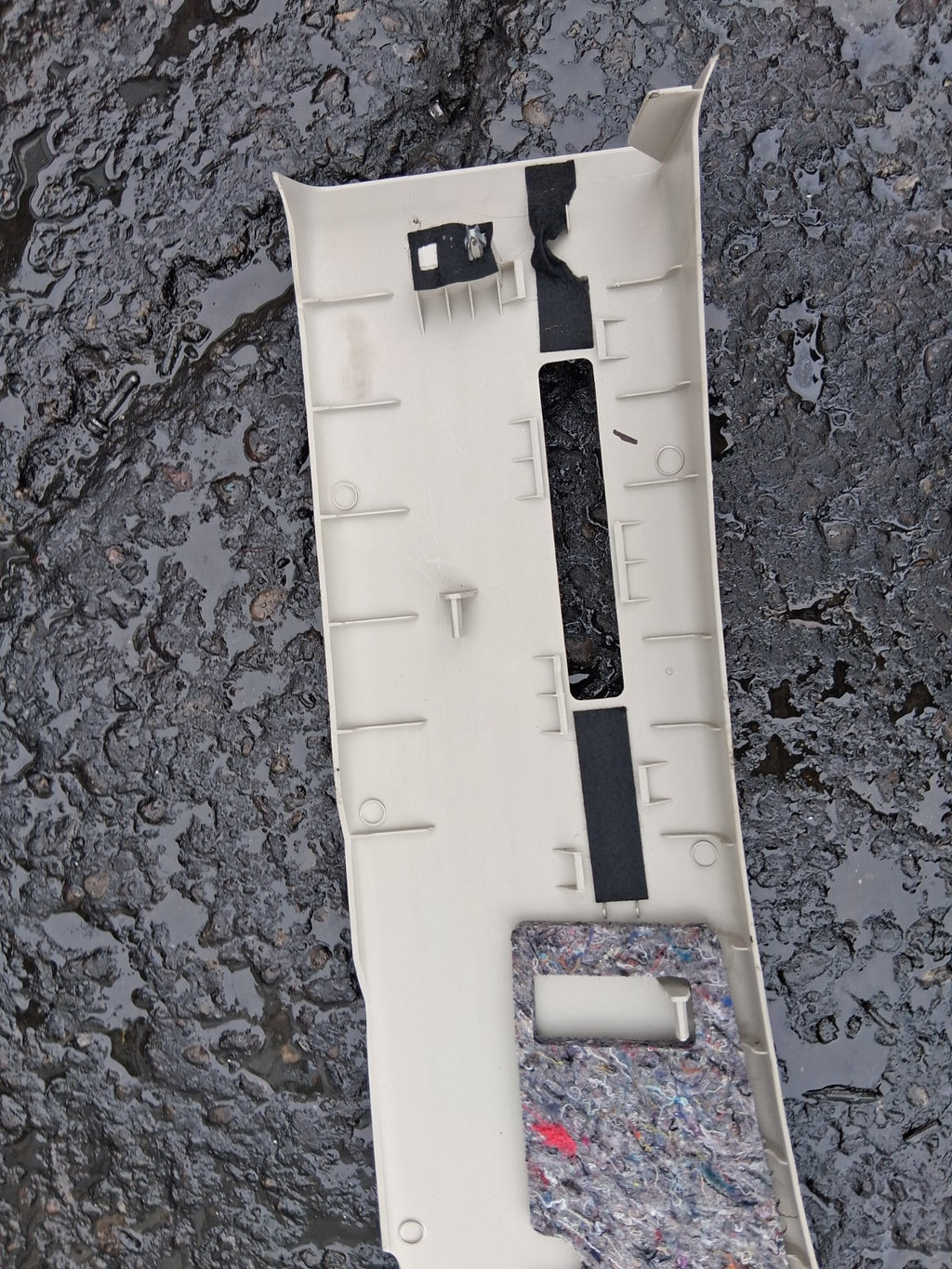 2024 FIAT DUCATO MK3 OSF DRIVER SIDE FRONT B PILLAR TRIM PANEL 1305995070