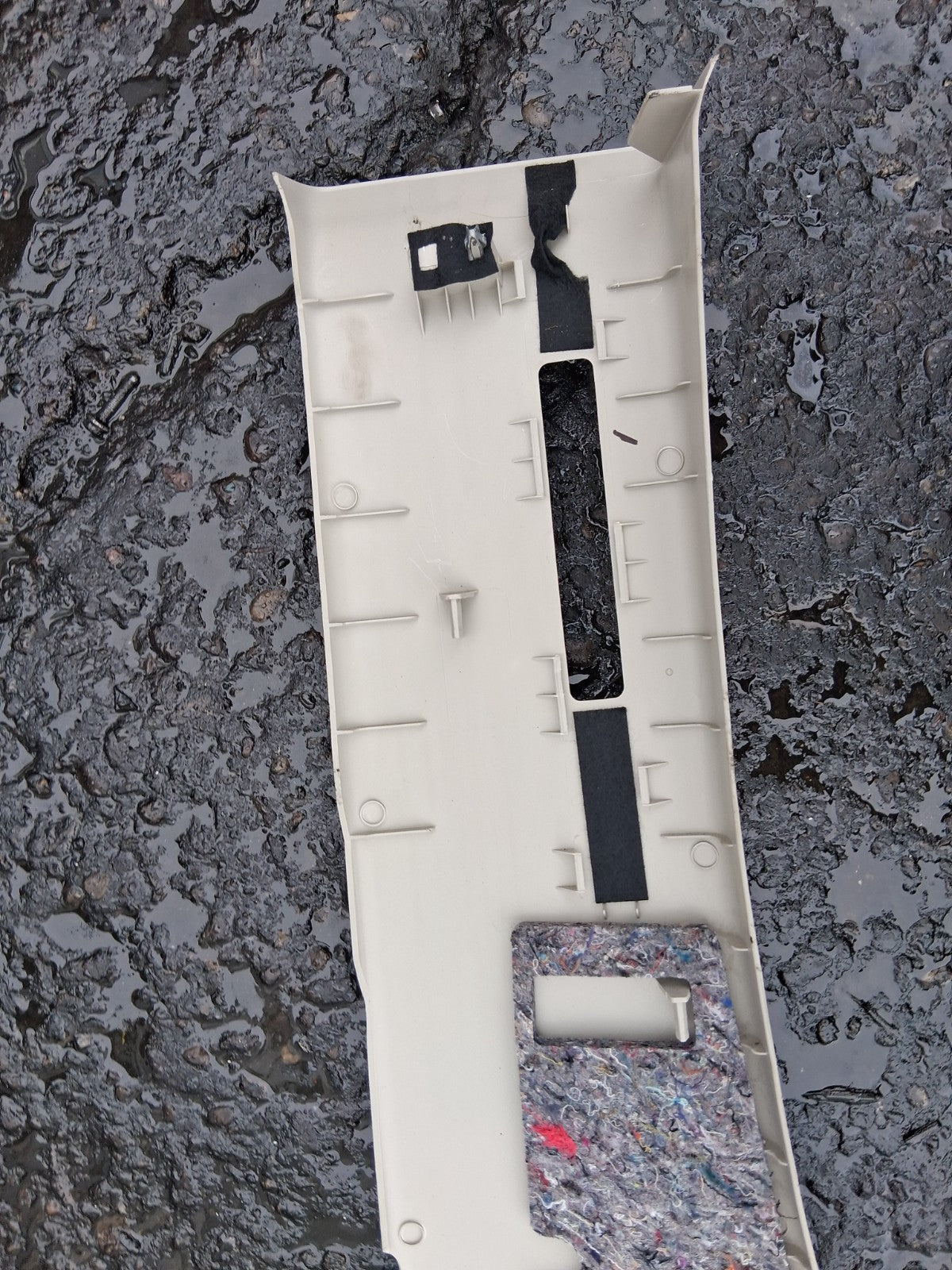 2024 FIAT DUCATO MK3 OSF DRIVER SIDE FRONT B PILLAR TRIM PANEL 1305995070