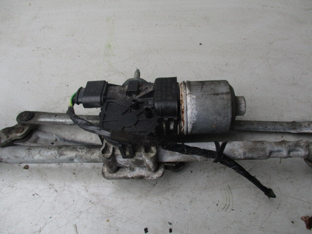 SEAT IBIZA 2011 FRONT WIPER MOTOR WITH LINKAGES 6R2955119A