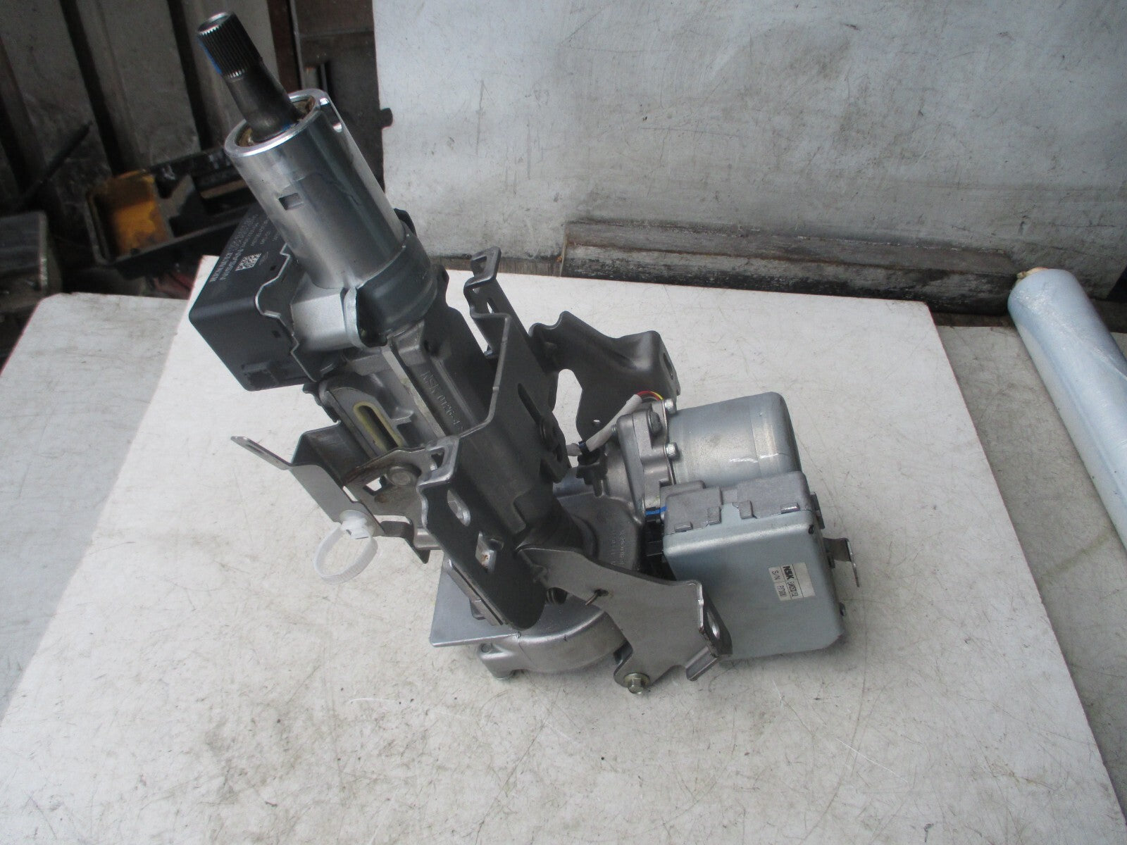 NISSAN QASHQAI MK2 J11 2016 POWER STEERIG COLUMN MOTOR 48810BH70A 487004553R