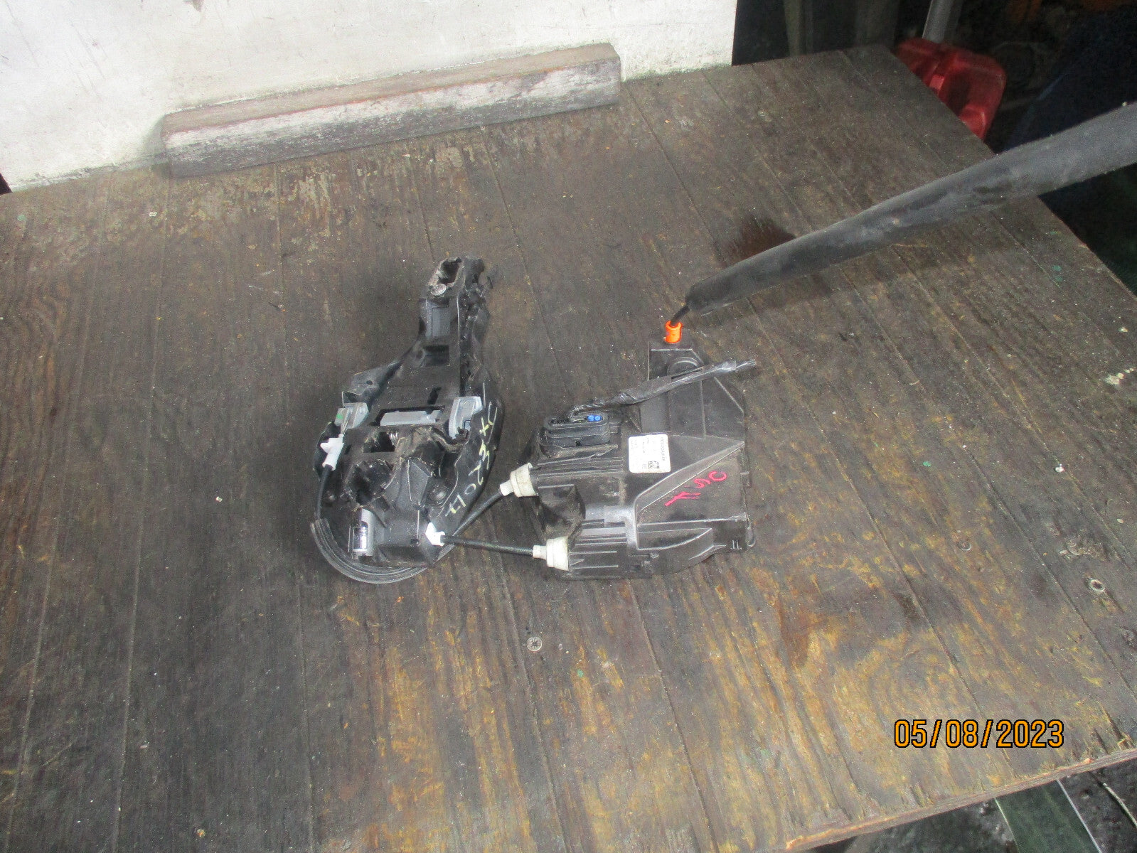 JAGUAR XE 2017 OSF DRIVER SIDE DOOR LOCK MECHANISM HX73203A28EA