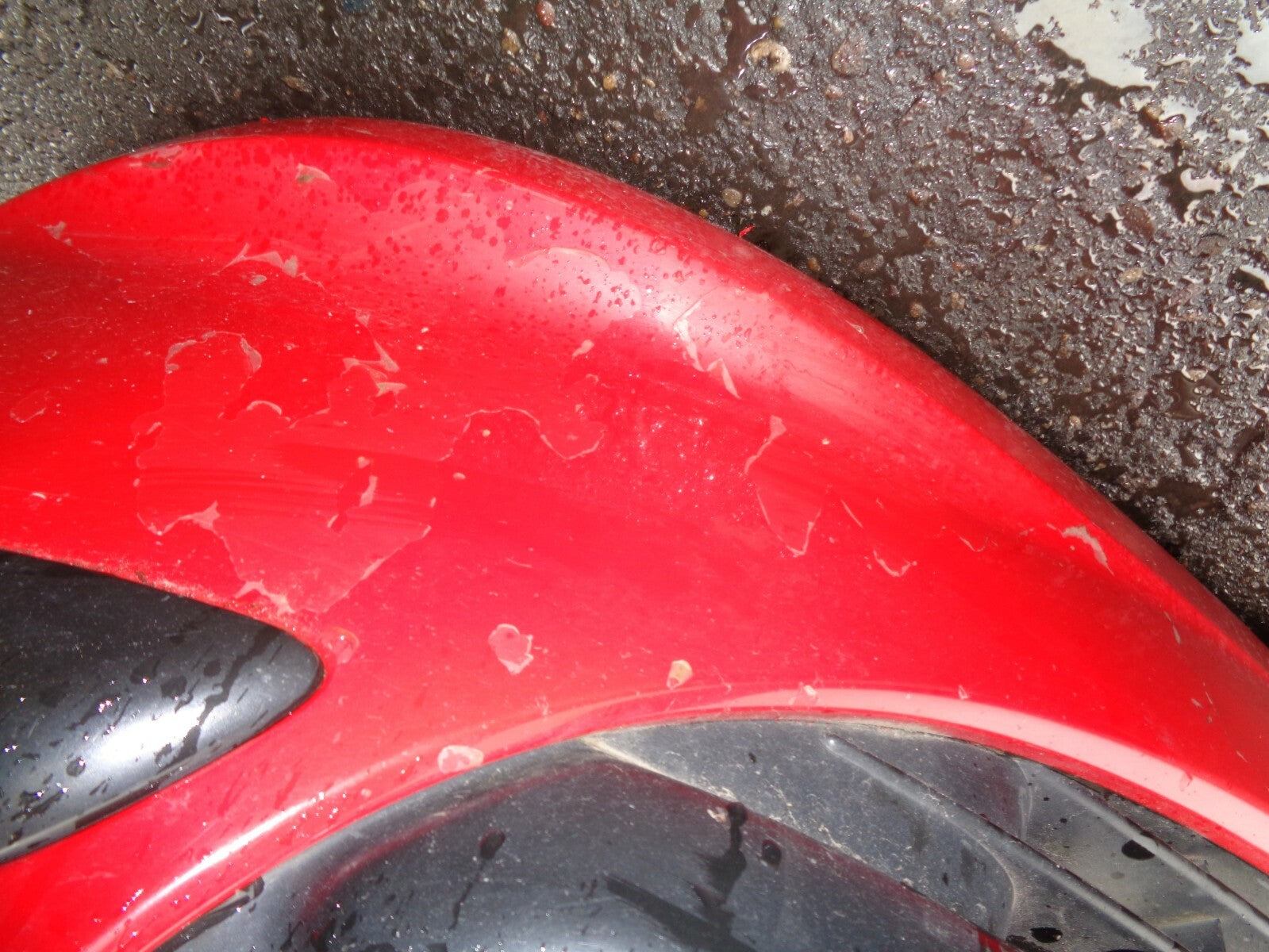 PEUGEOT 207 2006 FRONT COMPLETE BUMPER DAMAGED BRACKET RED