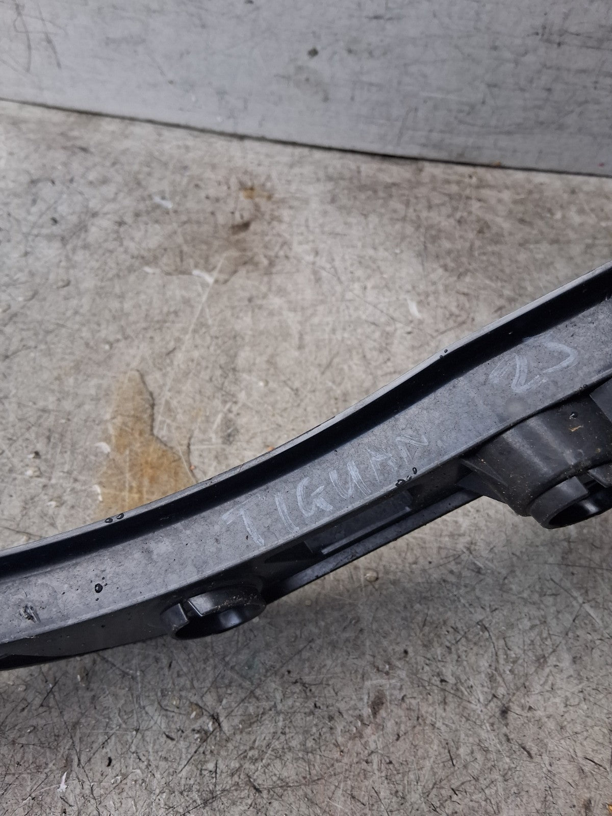 2023 VOLKSWAGEN TIGUAN NSR PASSENEGER SIDE REAR BUMPER MOUNT BRACKET 5NA807393
