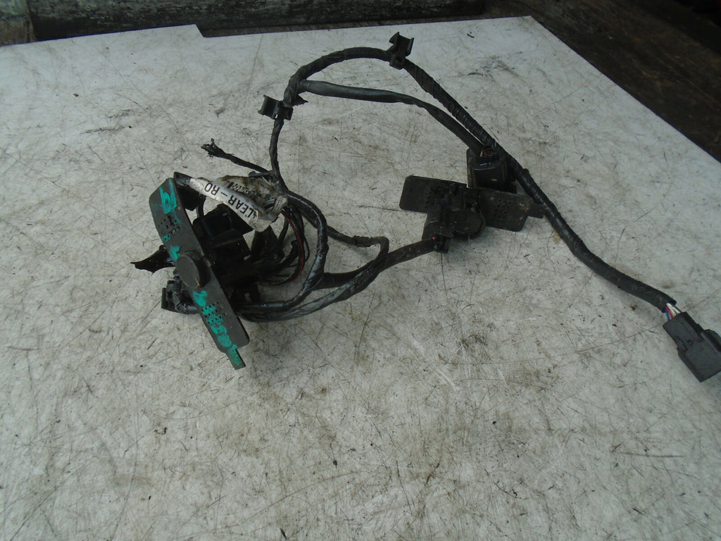 NISSAN QASHQAI J11 2018 REAR PARKING WIRING & SENSOR 24093HV00A DAMAGED