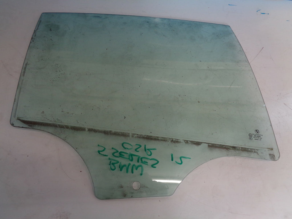 BMW 5 SERIES 2012 F11 OSR DRIVER SIDE REAR DOOR WINDOW GLASS E643R00049