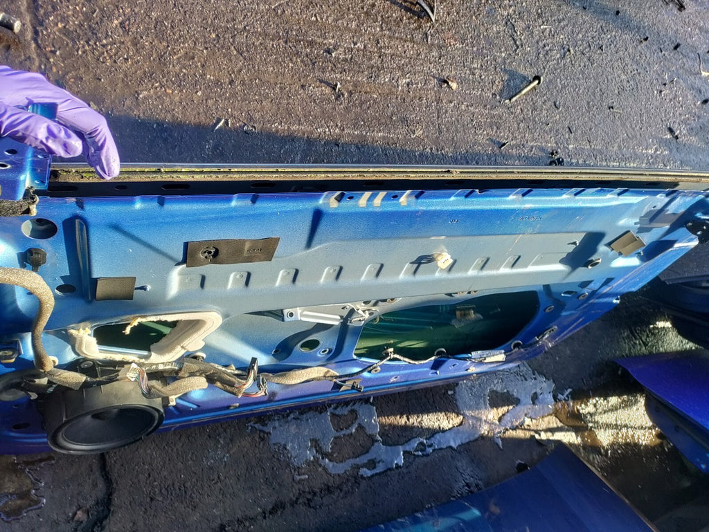 2015 RENAULT MEGANE 3 DOOR CONVERTIBLE OSF DRIVER SIDE FRONT BARE DOOR BLUE