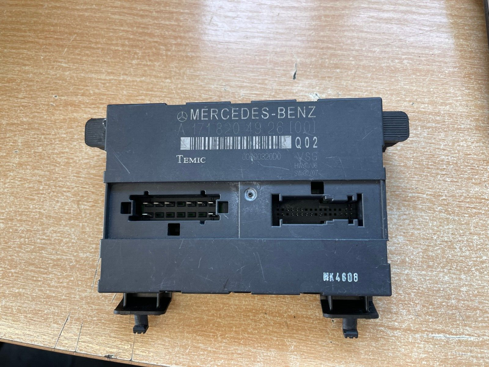 MERCEDES BENZ SLK R171 2010 SUNROOF CONTROL MODULE A1718204926