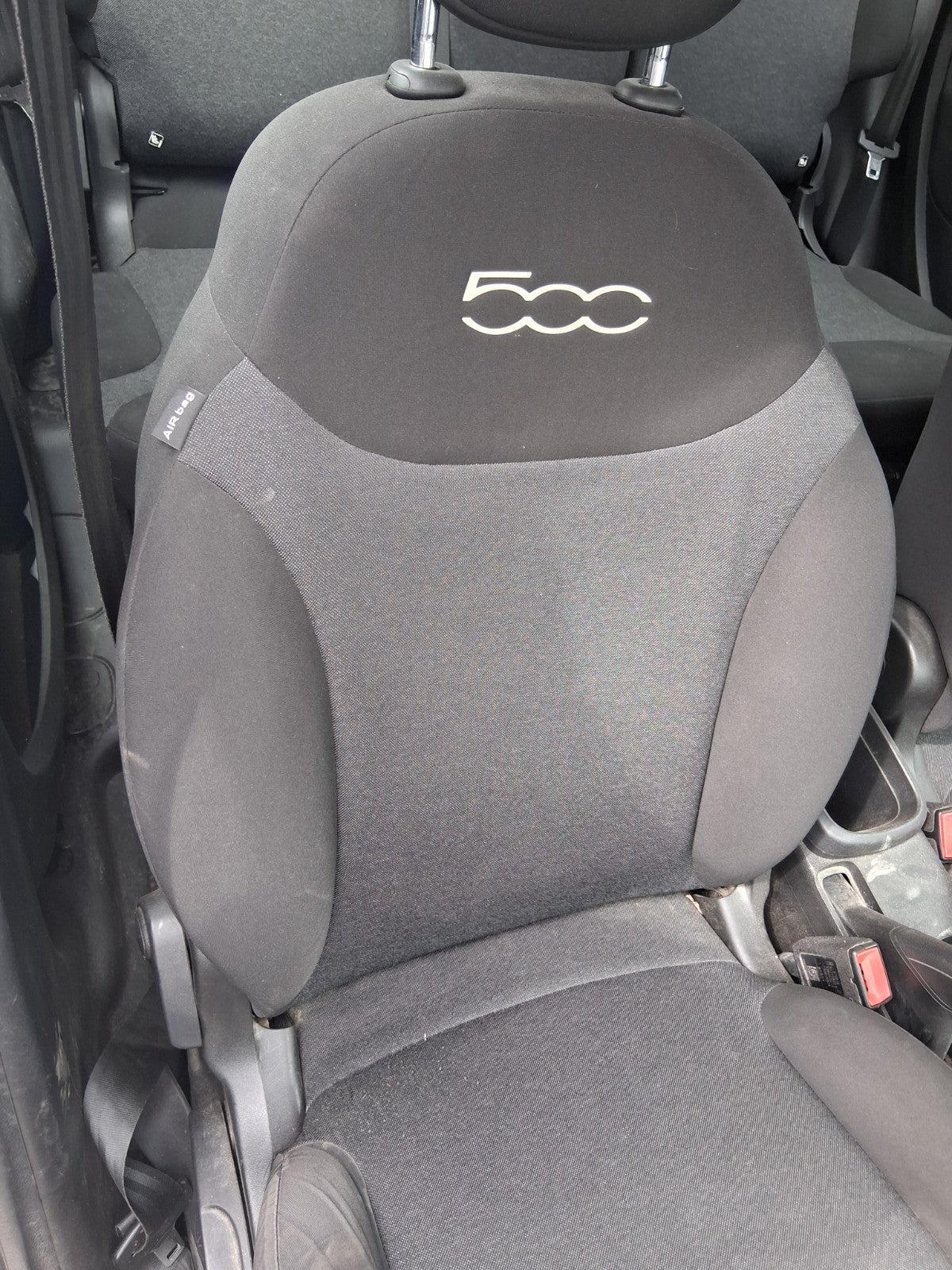 2019 FIAT 500L URBAN HATCH OSF DRIVER SIDE FRONT COMPLETE SEAT FABRIC