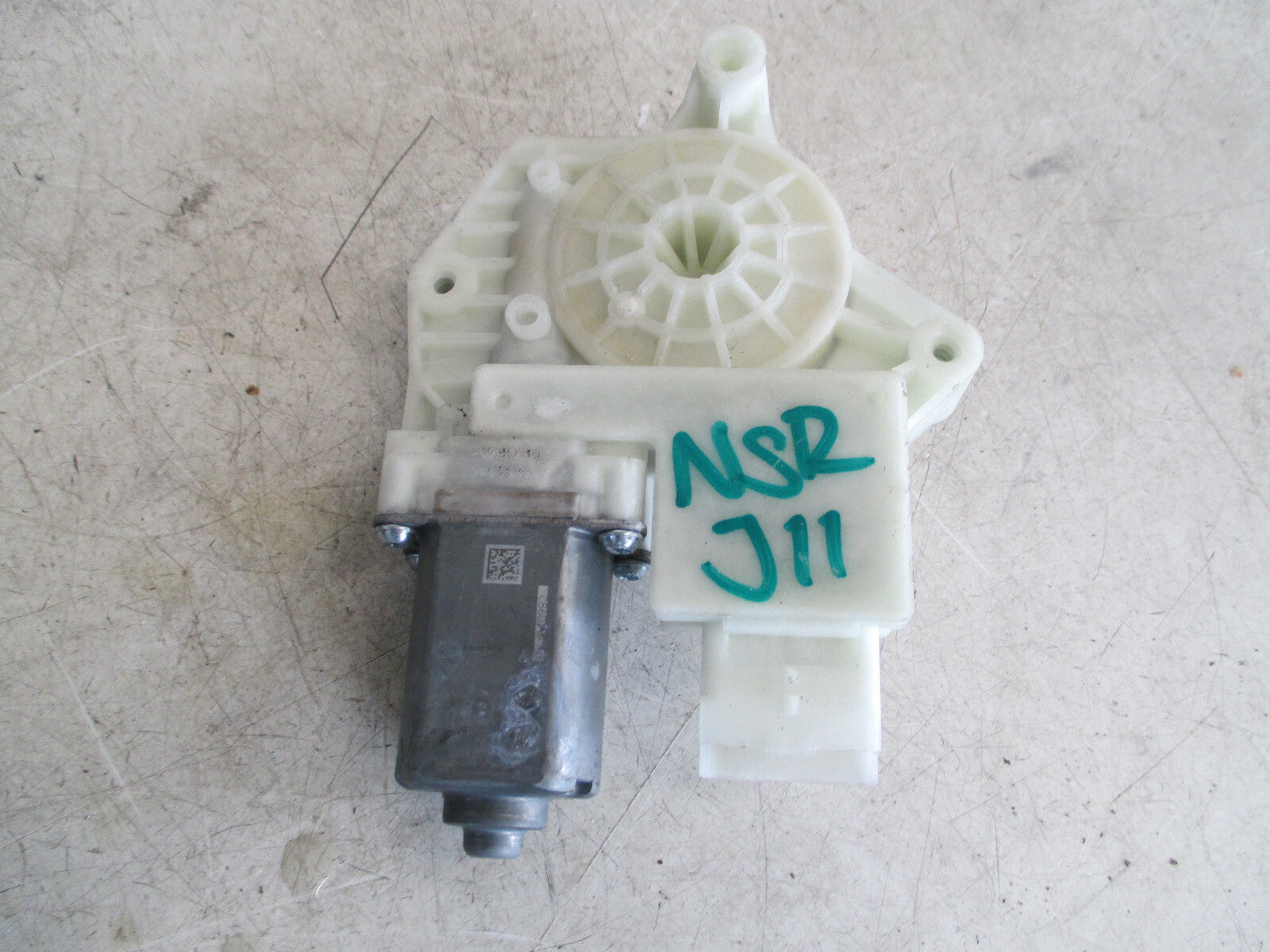 NISSAN QASHQAI J11 2017 MK2 NSR PASSENGER REAR WINDOW MOTOR ONLY