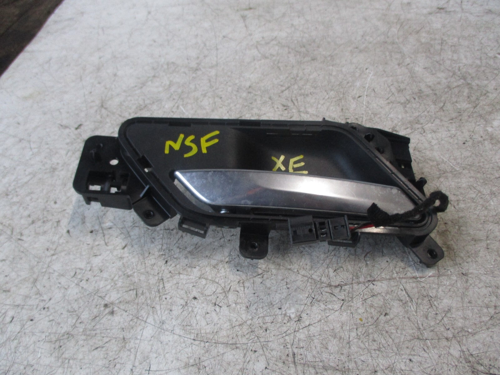 JAGUAR XE 2017 NSF PASSENGER SIDE FRONT INTERIOR DOOR HANDLE GX7322601