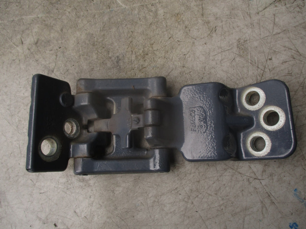 2021 FORD TRANSIT 350 MK8 NSR PASSENGER REAR DOOR LOWER HINGE 429A15BB REF 3