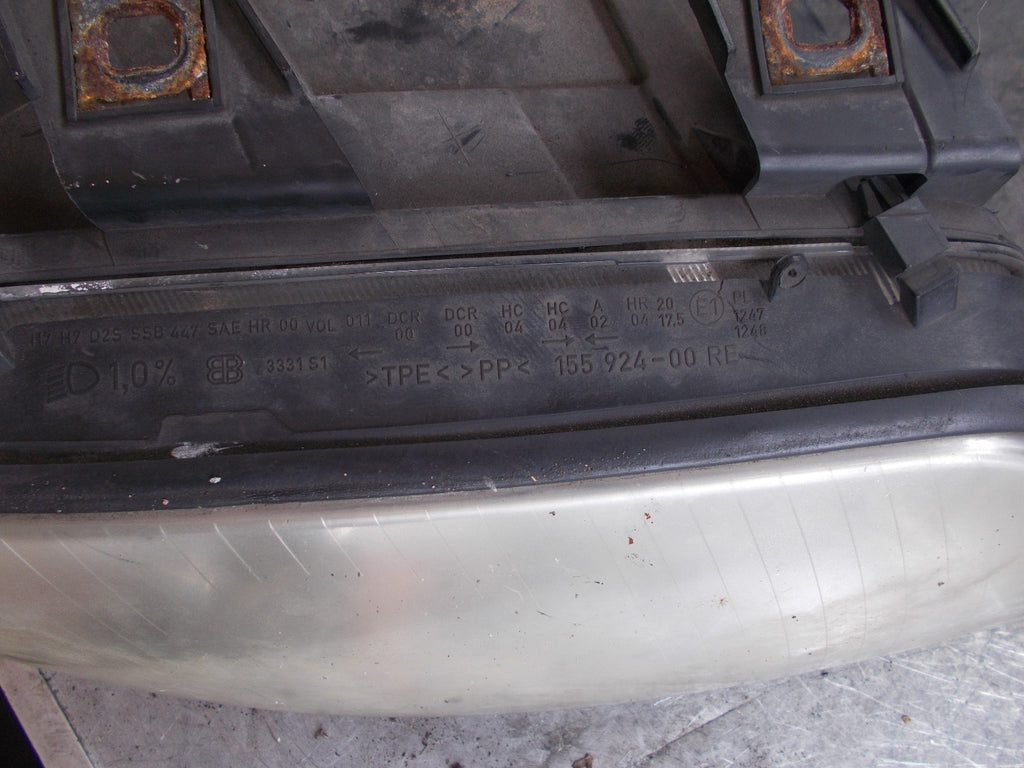 AUDI A4 B6 8E (MK2) 2001-05 1.8 DRIVER SIDE OFF SIDE HEADLIGHT 153814-00 OS DS