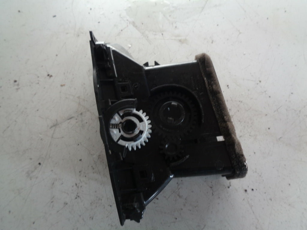 VAUXHALL CORSA E MK4 2016 1.2 NS PASSENGER SIDE DASH AIR VENT 13377947