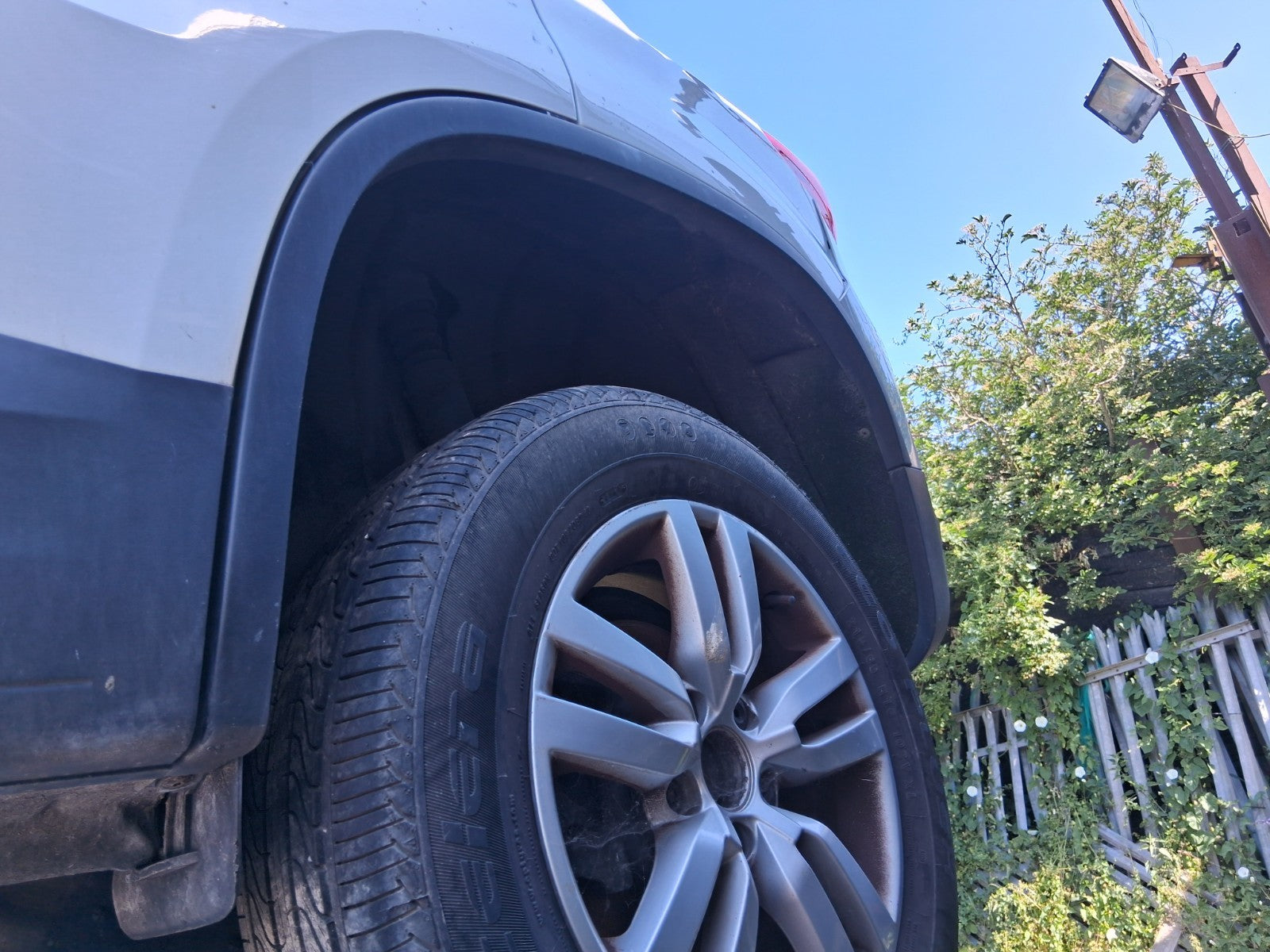 2013 VW VOLKSWAGEN TIGUAN NSR PASSENGER SIDE REAR WHEEL ARCH TRIM