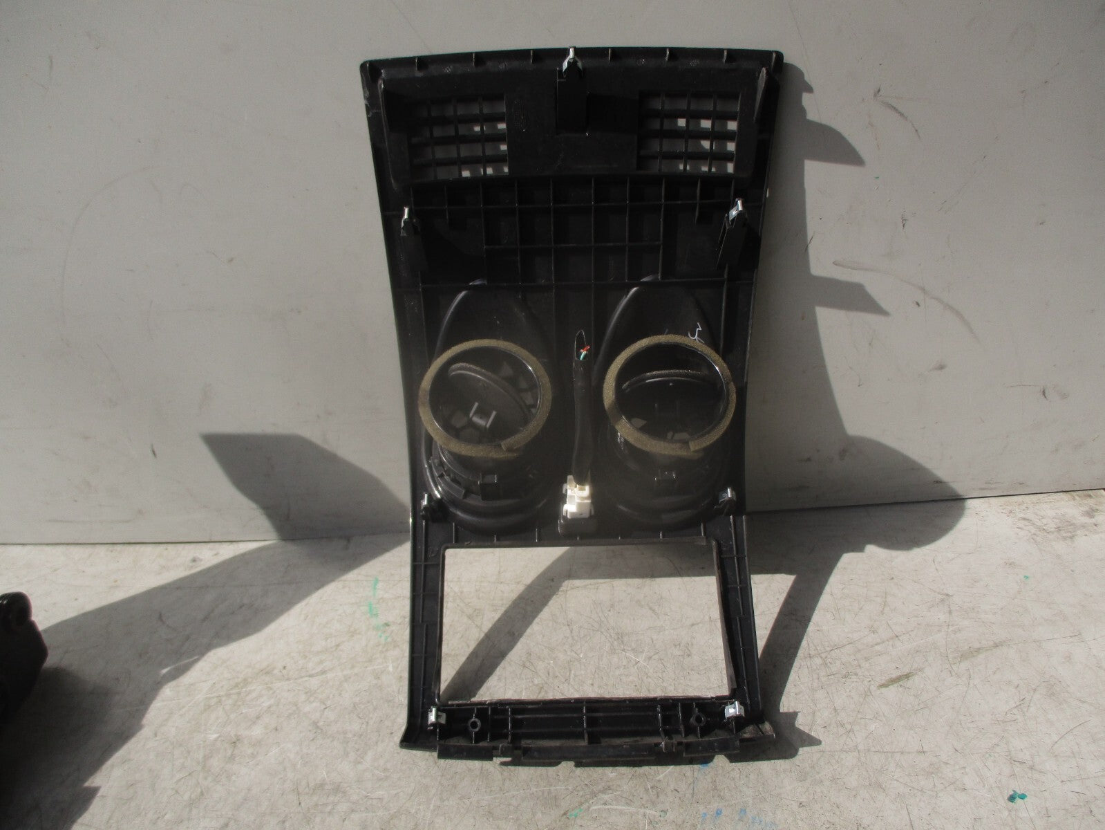 2012 NISSAN QASHQAI J10 CENTRE HEATER AIR VENTS SURROUND TRIM PANEL P10381A77100