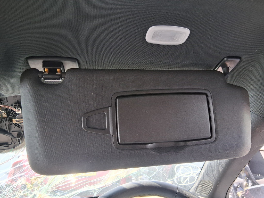 2023 MERCEDES CLA C118 OSF DRIVER SIDE FRONT RIGHT SUN VISOR SHADE
