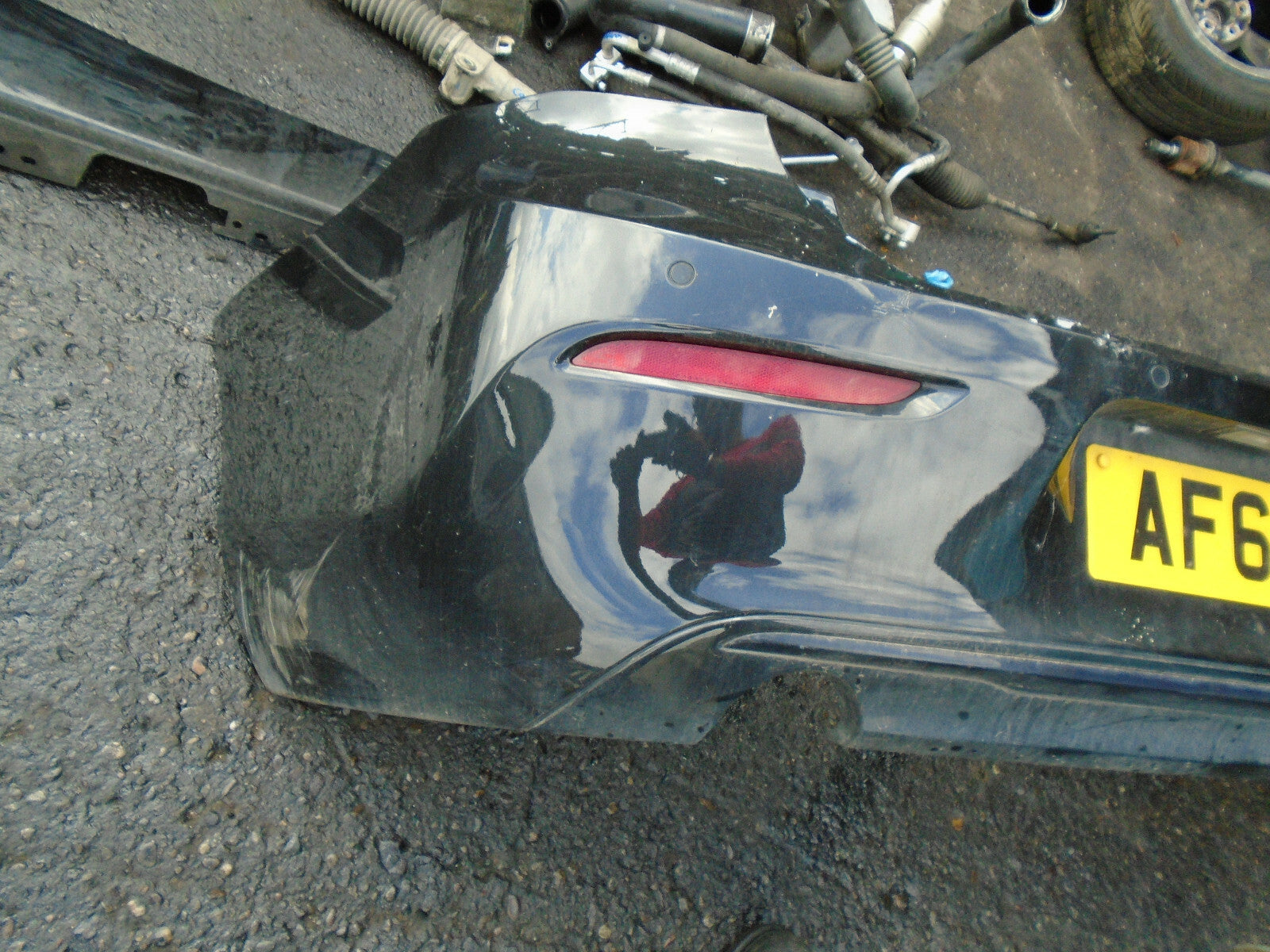 BMW 1 SERES F20 2015 LCI FACELIFT REAR BUMPER BLACK DAMAGED