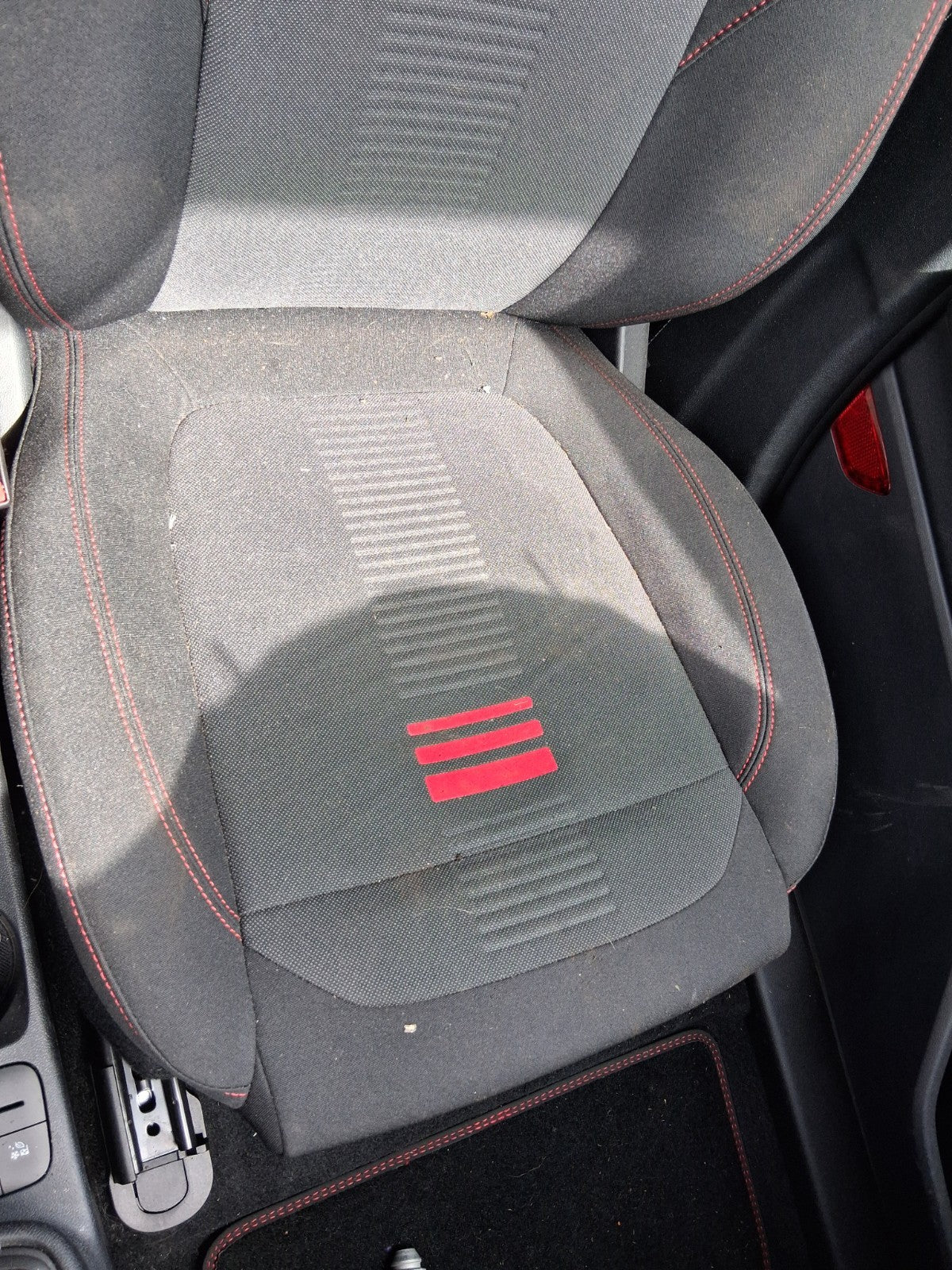 2023 FORD FIESTA MK8 NSF PASSENGER SIDE FRONT LEFT COMPLETE FABRIC SEAT