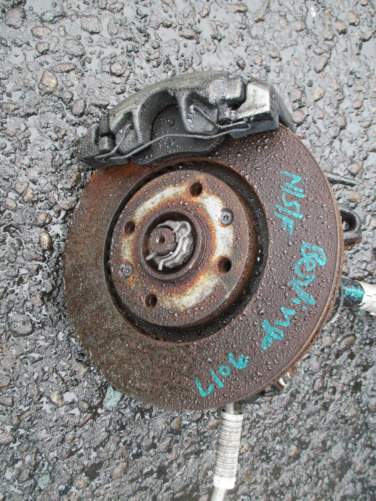 CITROEN BERLINGO MK2 2017 1.6 DIESEL NSF PASSENGER FRONT WHEEL HUB CALIPER