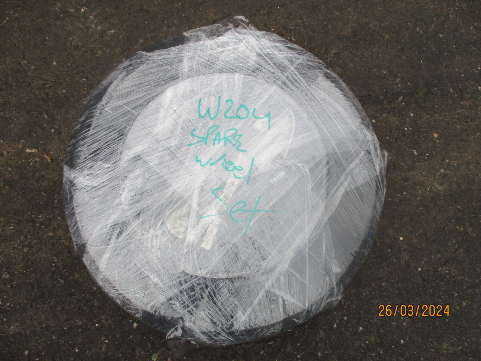 MERCEDES BENZ C CLASS 2014 W204 SPACESAVER WITH JACK SET FOAM T125/90R16