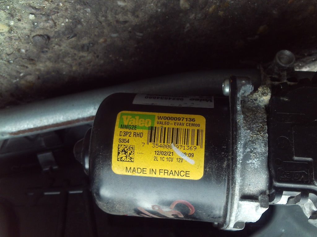 2021 CITROEN C4 MK3 FRONT WINDSCREEN WIPER MOTOR WITH LINKAGE 9824534680