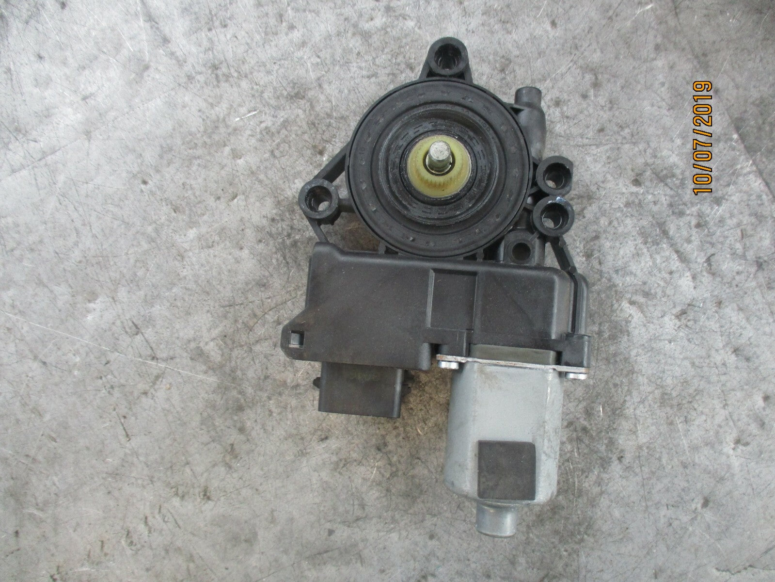 KIA CARENS RS (MK1) OSF DRIVER SIDE FRONT WINDOW MOTOR