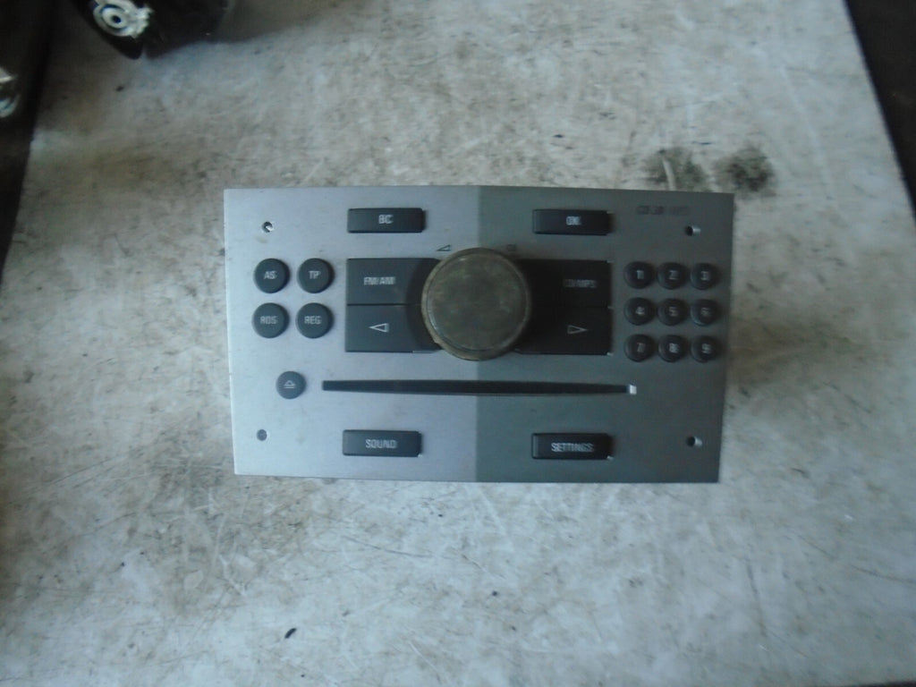 VAUXHALL ASTRA H 2007 STEREO CD PLAYER HEAD UNIT 13255554