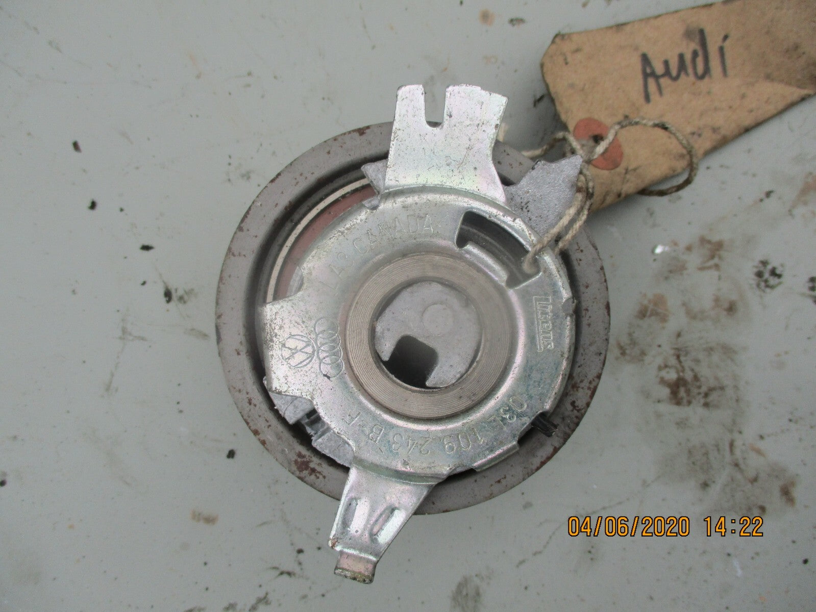 VW AUDI SEAT SKODA A1 1.6 TDI ENGINE BELT TENSIONER 03L109243B