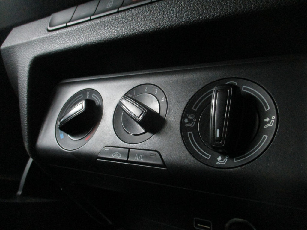 2019 SKODA FABIA MK3 NJ HEATER AC CLIMATE CONTROL SWITCH PANEL