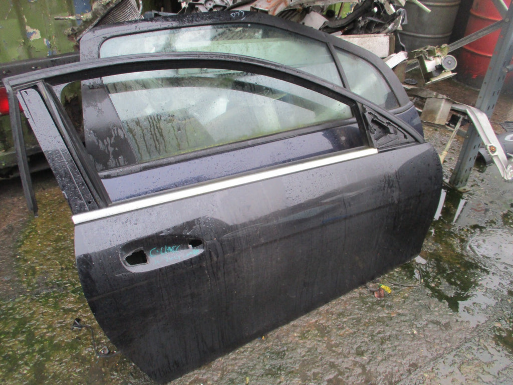 MERCEDES BENZ C CLASS COUPE W204 2014 OS DRIVER SIDE BARE DOOR BLACK