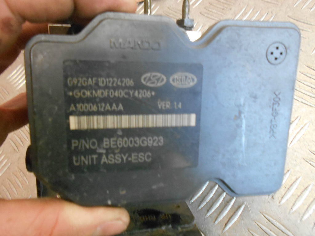 KIA RIO MK3 2014 1.1 CRDI ABS PUMP 58920-1W705