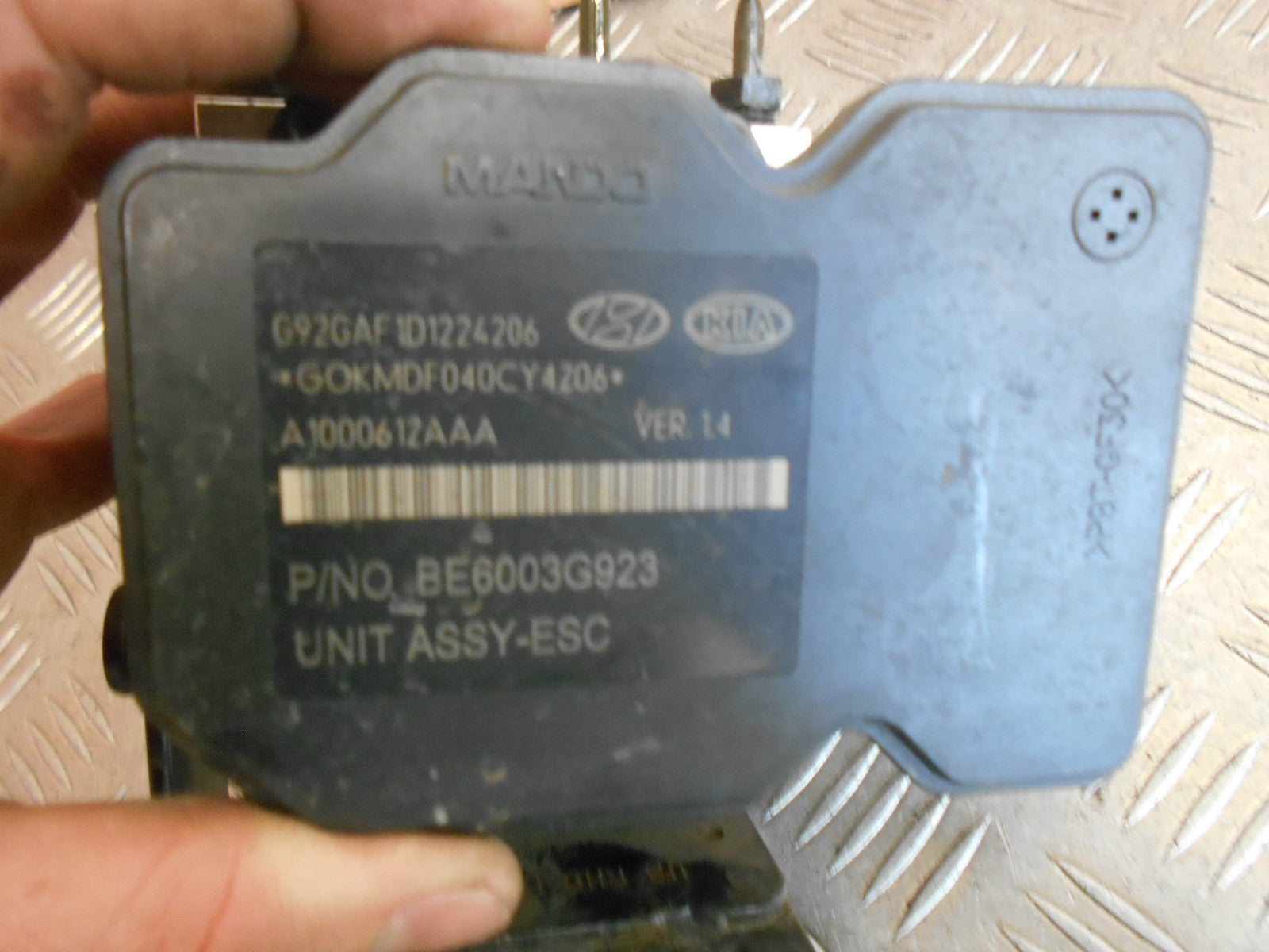KIA RIO MK3 2014 1.1 CRDI ABS PUMP 58920-1W705