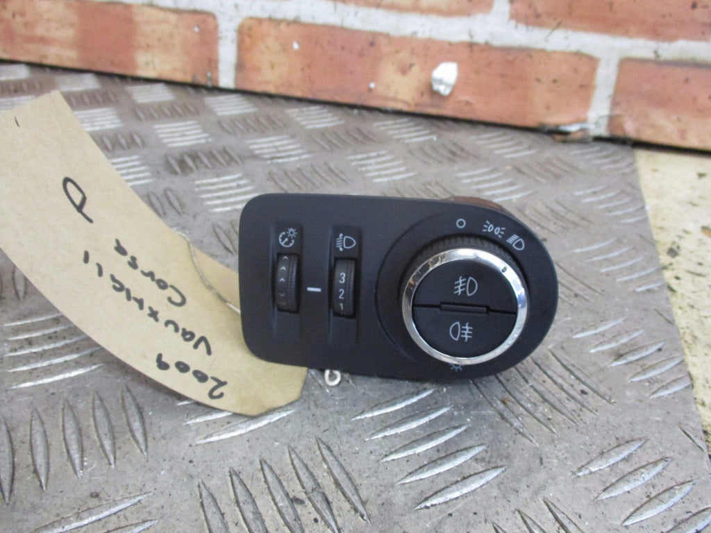 VAUXHALL CORSA D 2009 HEADLIGHT AIM FOG SPOT LIGHT CONTROL SWITCH 13470452