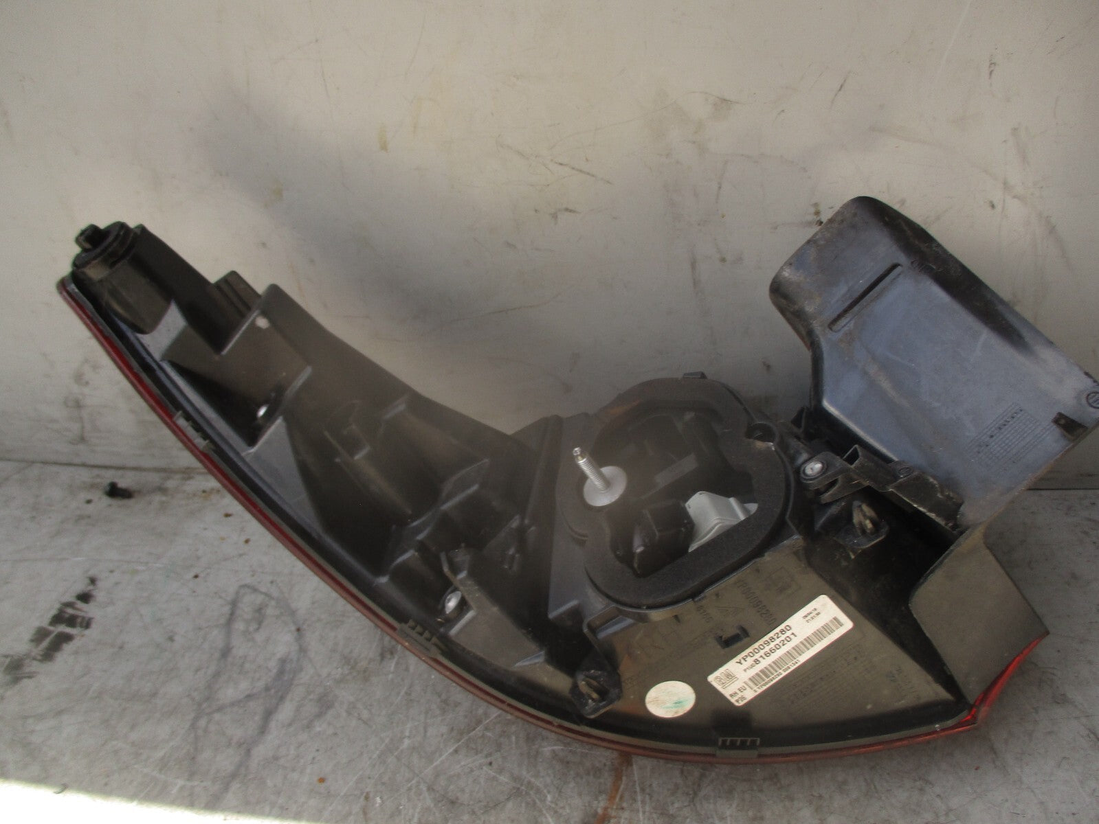 2018 VAUXHALL GRANDLAND X SE OS DRIVER REAR OUTER RIGHT TAIL LIGHT LAMP 81660201