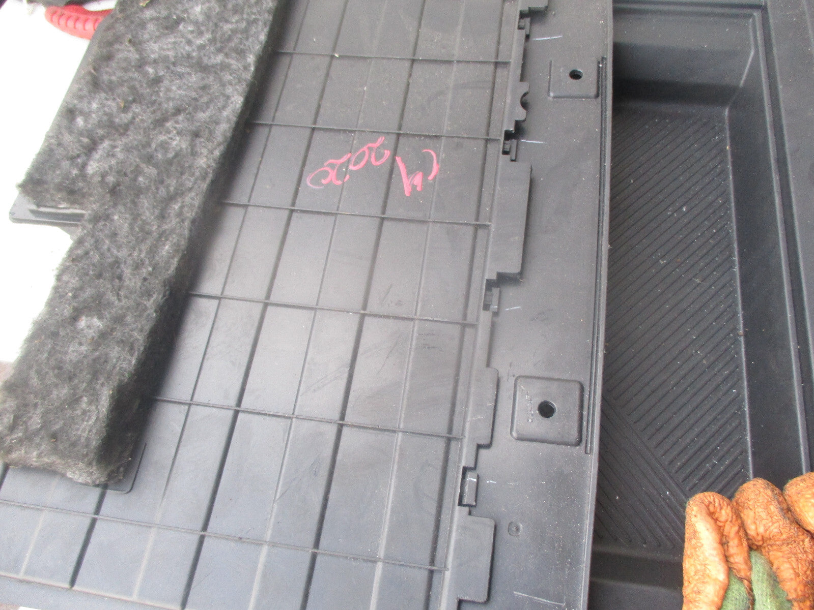 CITROEN C4 MK3 2020 UPPER DASHBOARD STORAGE GLOVEBOX 9833549680