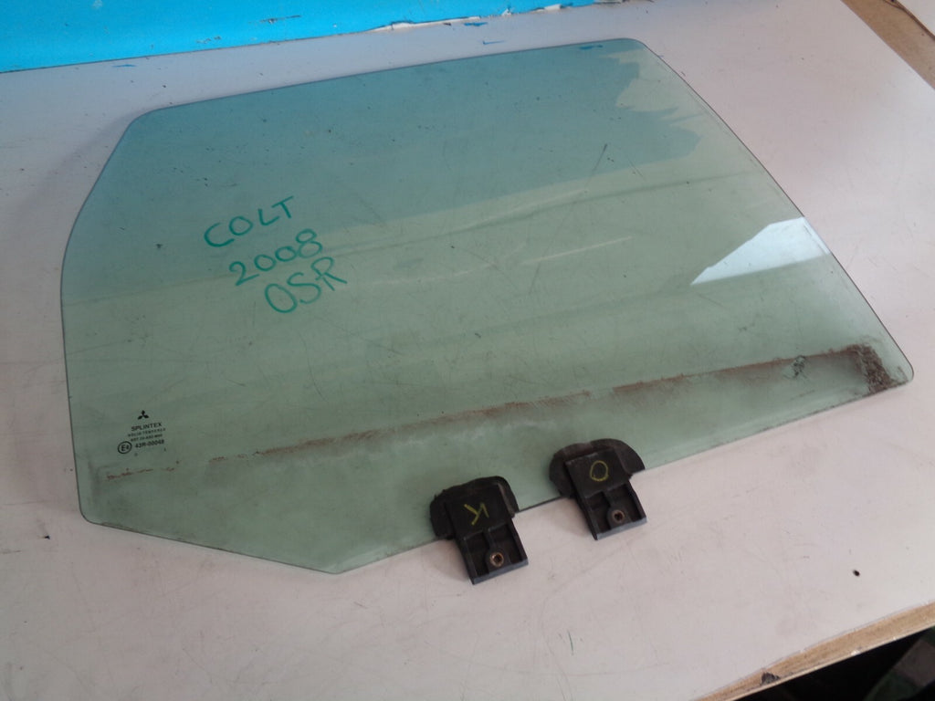 MITSUBISHI COLT 2008 5 DOOR OSR DRIVER SIDE REAR DOOR WINDOW GLASS E643R00048