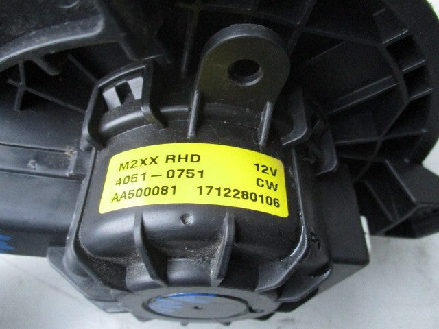 VAUXHALL VIVA 2016 HEATER BLOWER MOTOR FAN 40510751