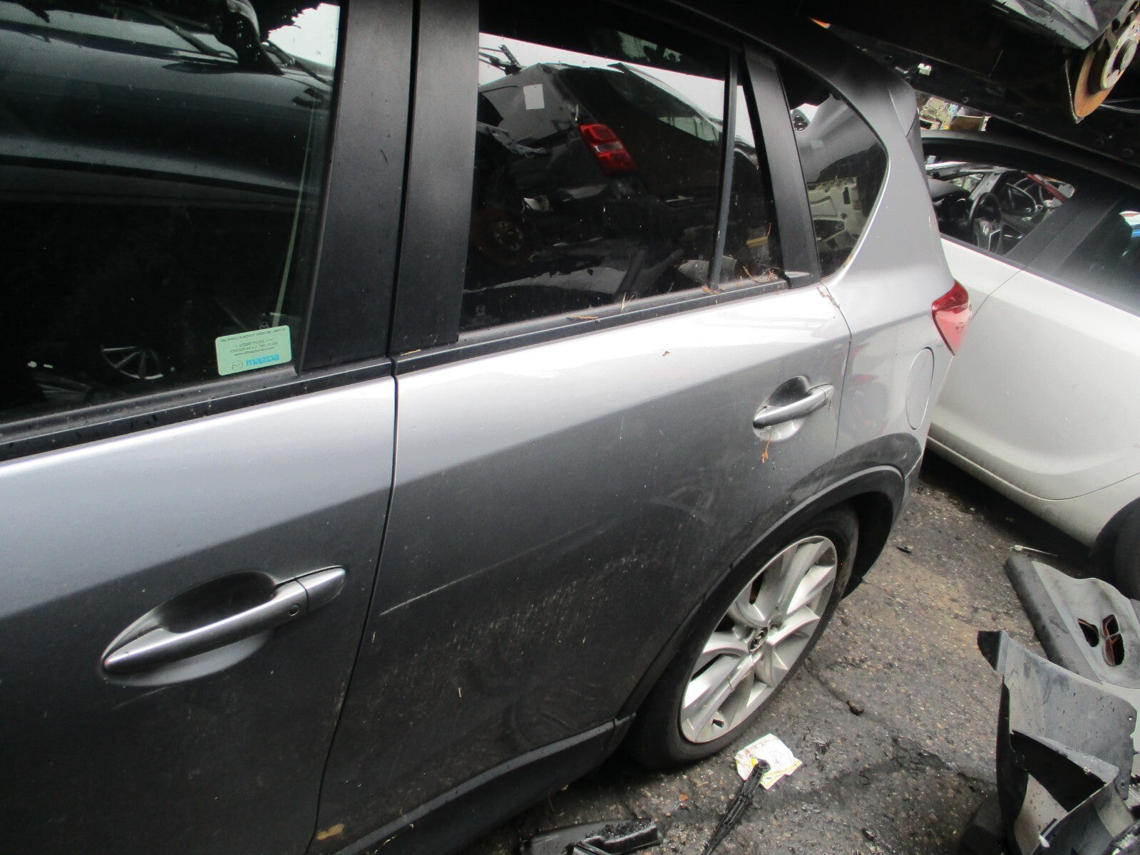 2013 MAZDA CX 5 MK1 NSR PASSENGER SIDE REAR MAIN WINDOW GLASS